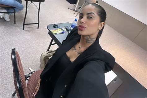tati zaqui|Iba pa.